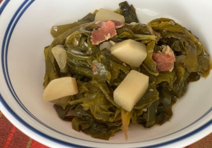 southern turnip greens with turnips and bacon