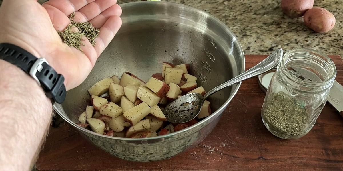 Seasoning red potatoes for the air fryer