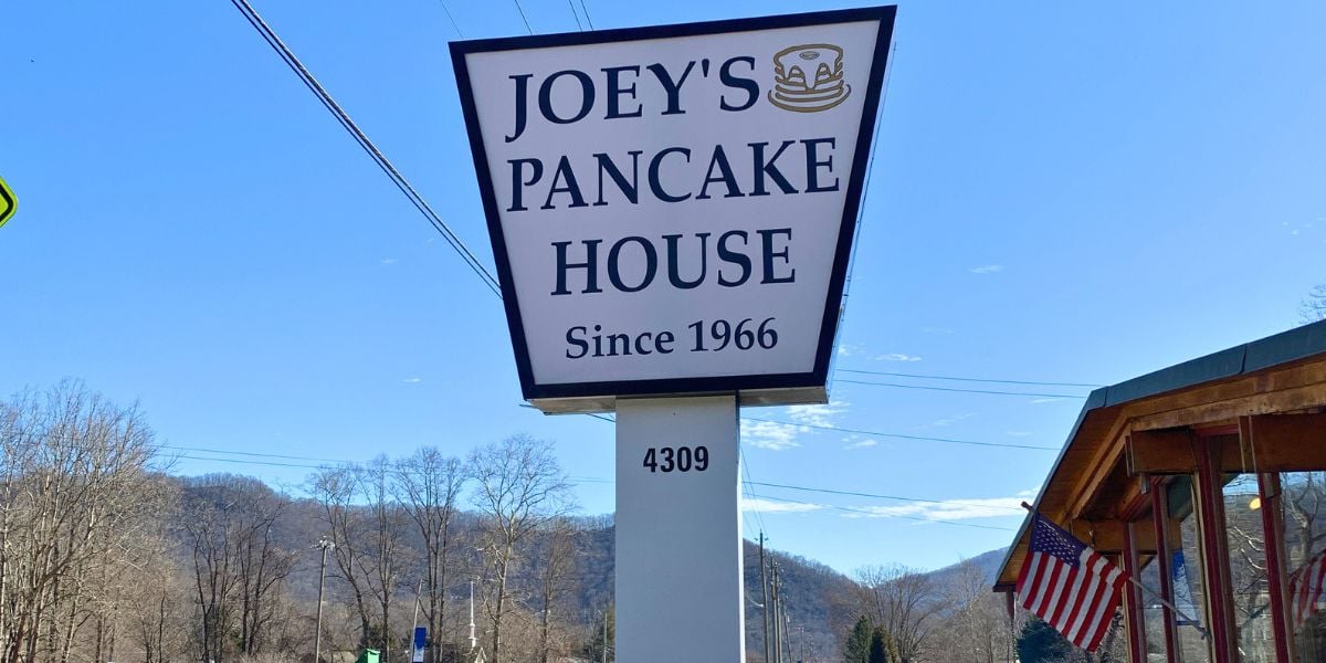 Joey's Pancake House sign in Maggie Valley, NC